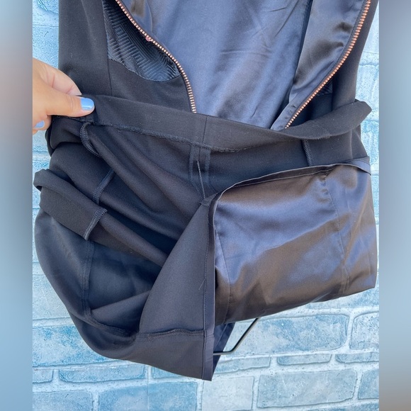 TED BAKER Black Floral Jacquard Eden
Dress size 1 / small - Picture 10 of 12